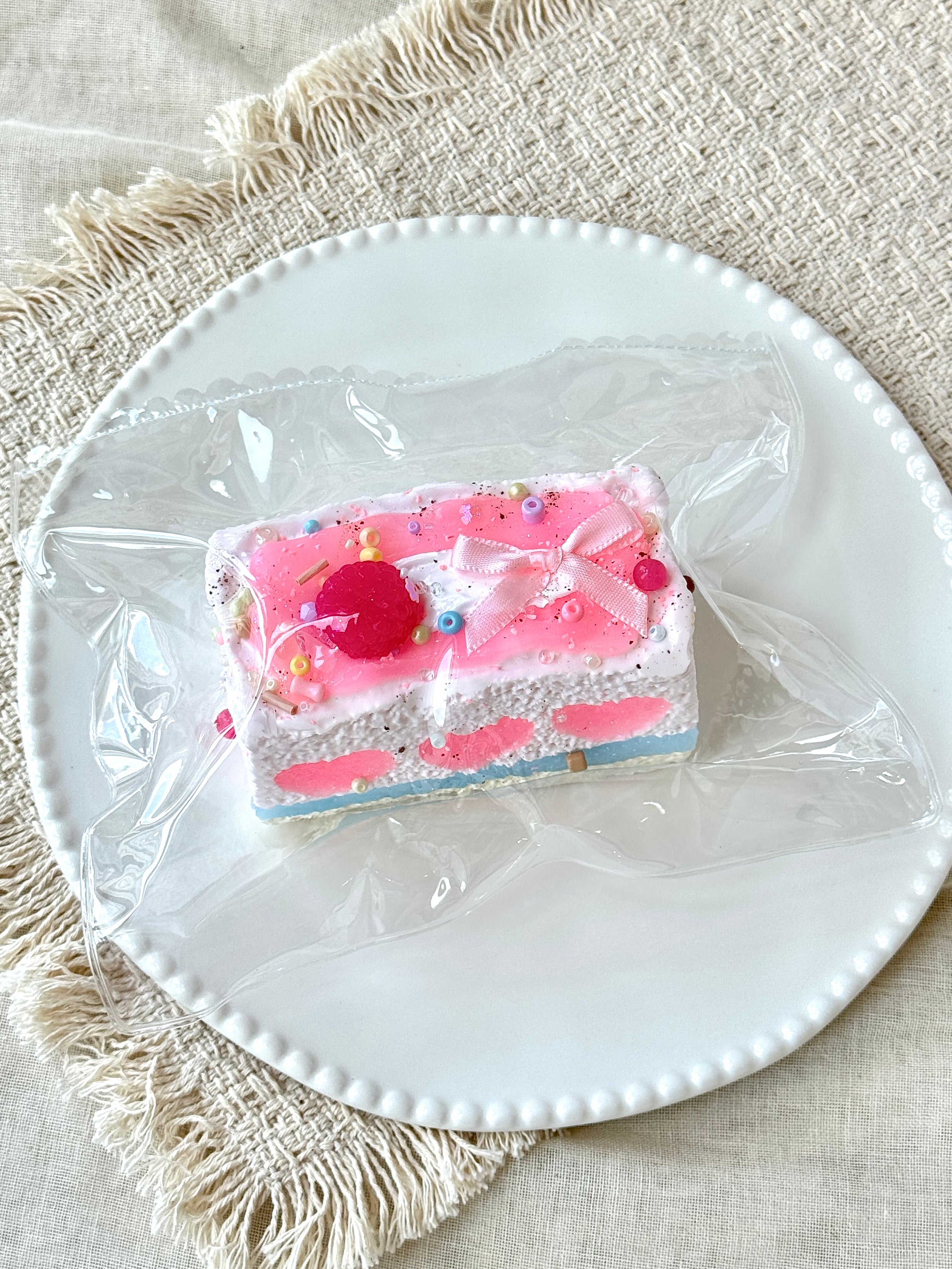 Raspberry cake