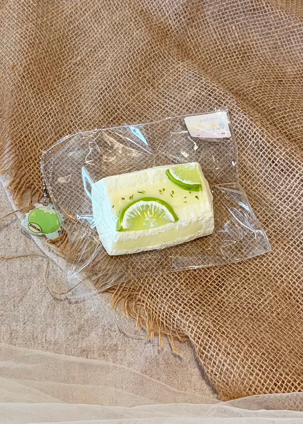 Lemon cheesecake